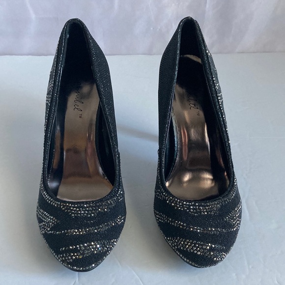 Bonnibel Sparkly Black Heels Size 6 - Picture 3 of 14